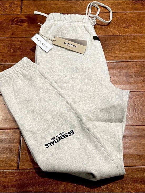 Essentials Other - Fear of God Essentials Sweatpant Jogger Light Oatmeal Size S Men New With Tags